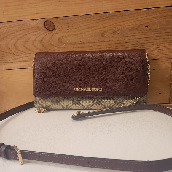 Michael Kors Collection Bags Michael Kors Crossbody Wallet Is In